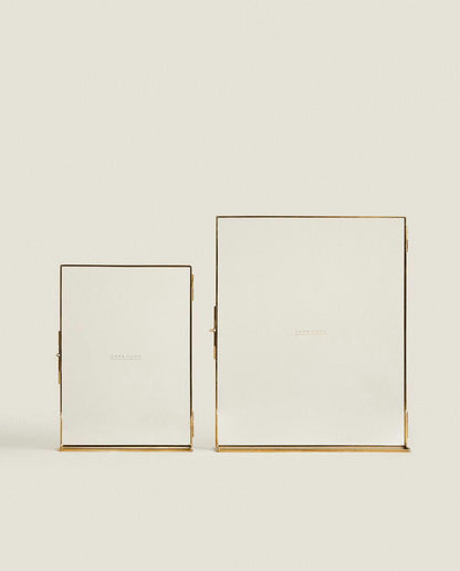 GOLD FRAME