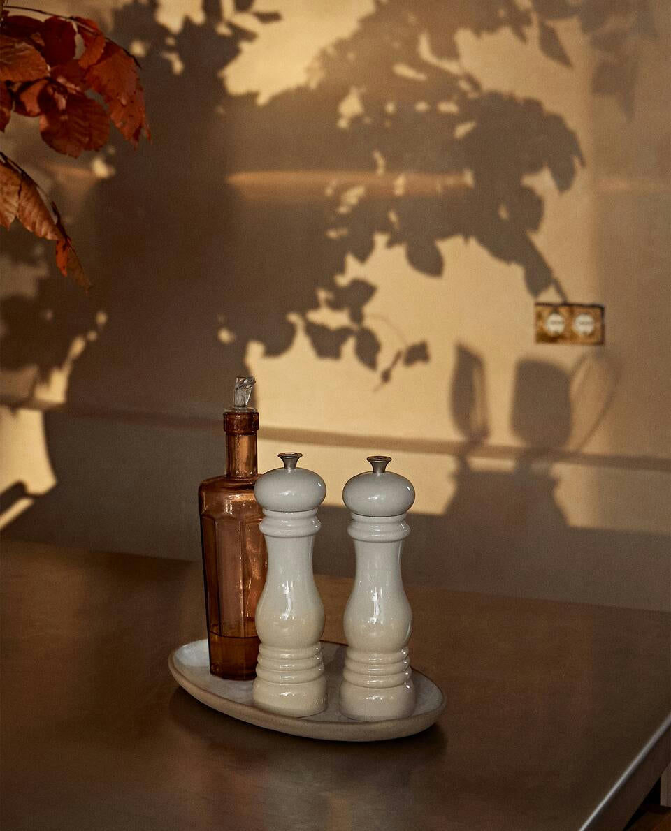 LE CREUSET LACQUERED PEPPER GRINDER