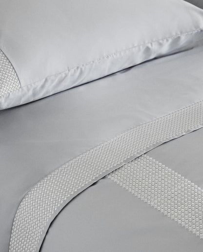 GEOMETRIC EMBROIDERED DUVET COVER