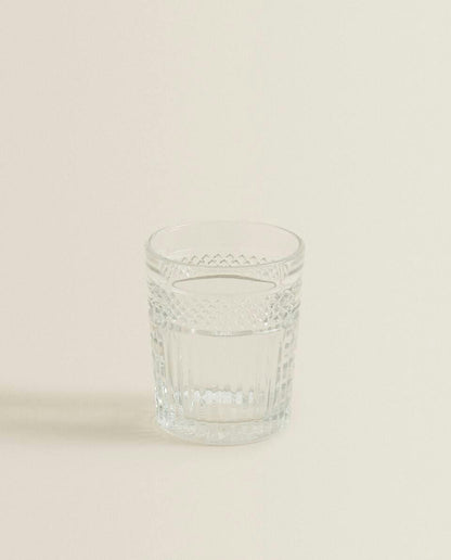 RAISED DESIGN GLASS TUMBLER