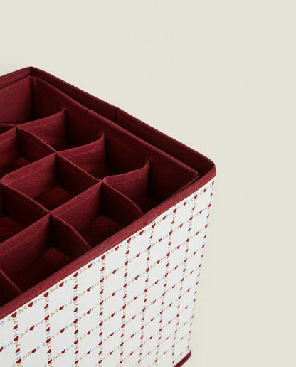 CHRISTMAS STORAGE BOX WITH HEARTS