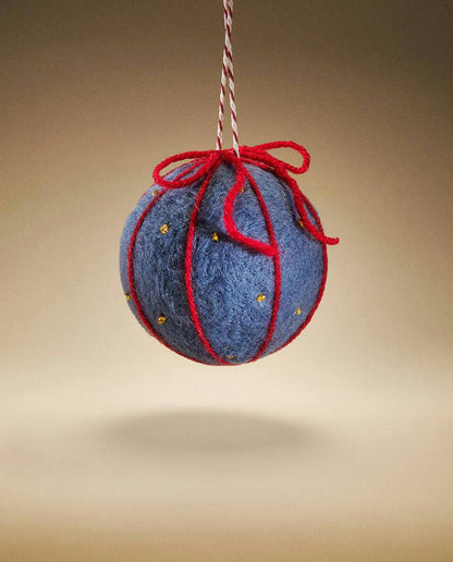 FELT BAUBLE CHRISTMAS DECORATION