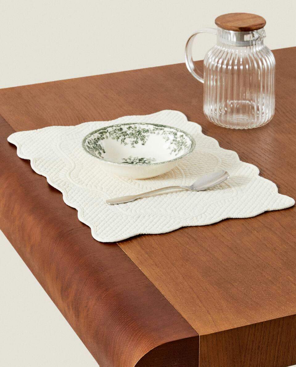 QUILTED PLACEMAT