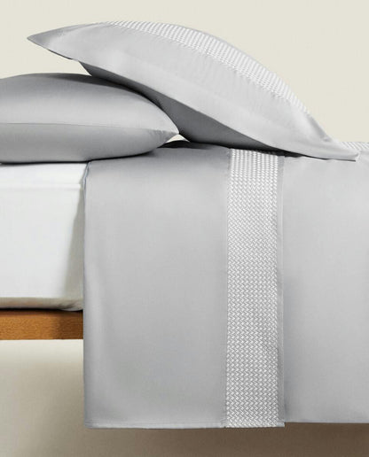 GEOMETRIC EMBROIDERED DUVET COVER