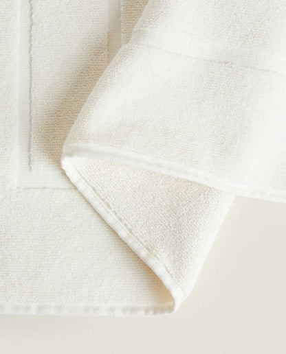 COTTON BATH MAT