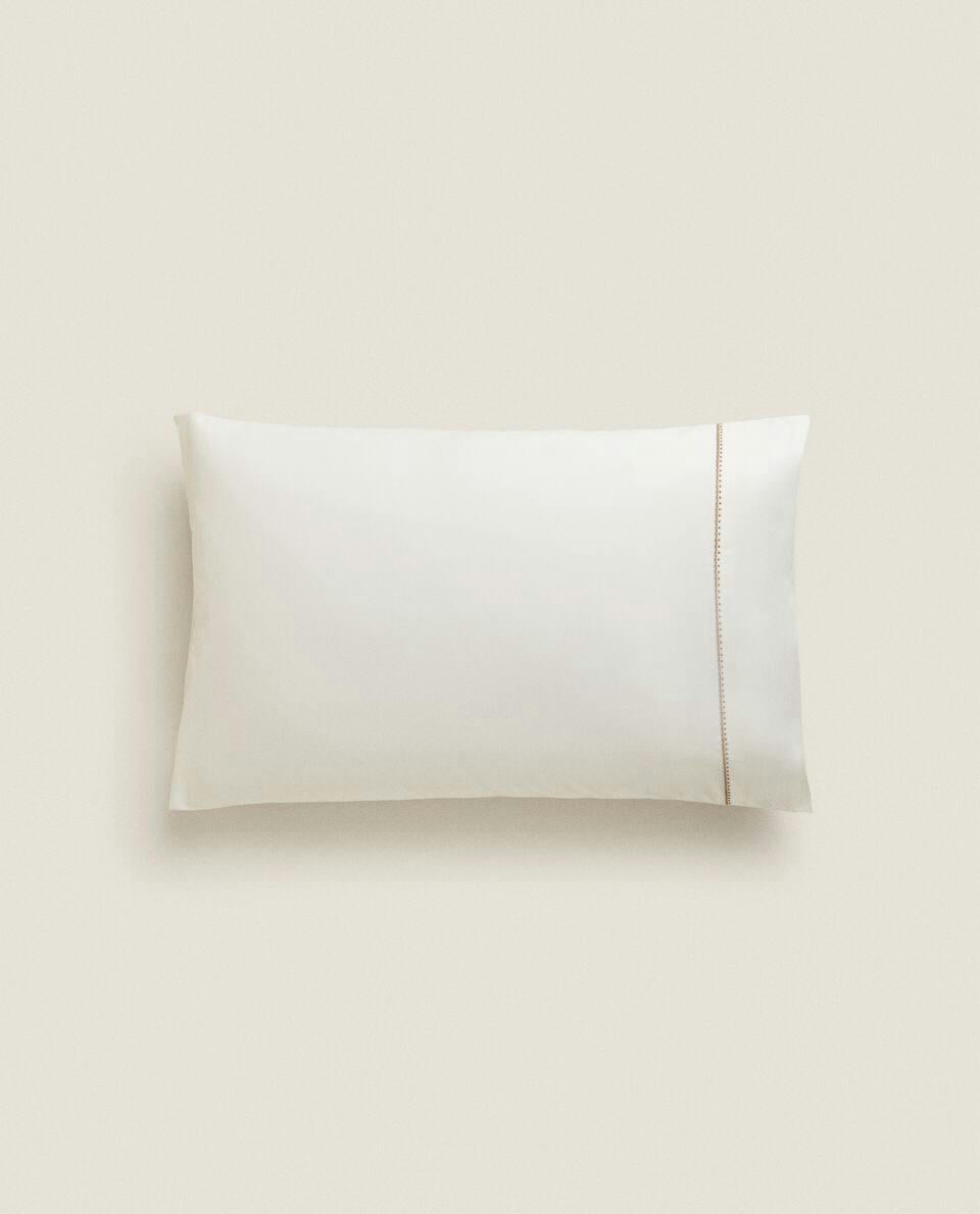 TOPSTITCHED PILLOWCASE