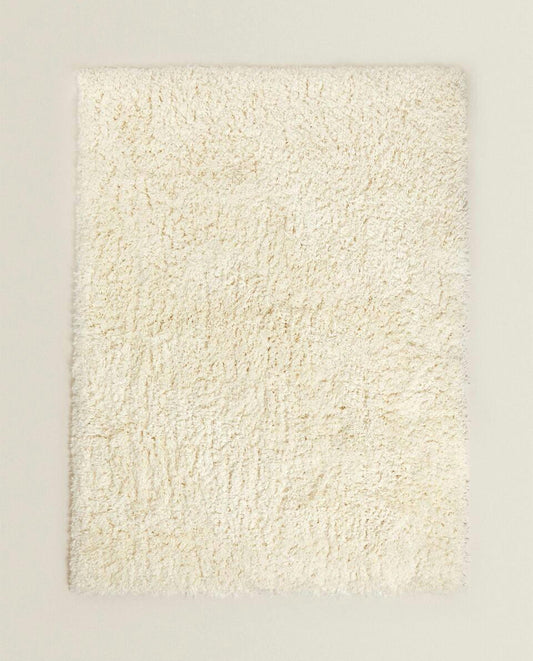 SOFT-TOUCH RUG