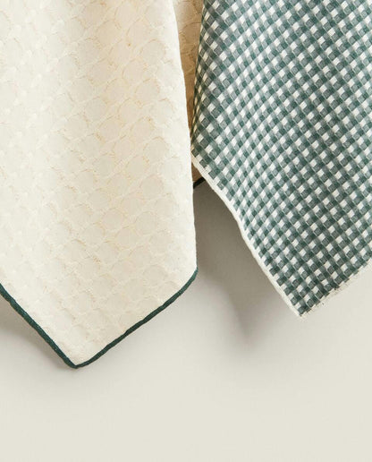 PACK OF WAFFLE COTTON CHRISTMAS TEA TOWELS (PACK OF 2)