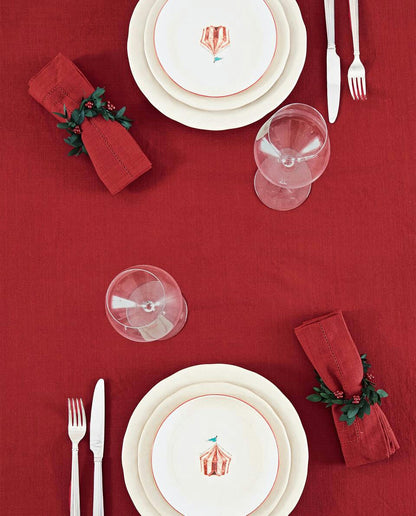 HEMSTITCHED CHRISTMAS TABLECLOTH