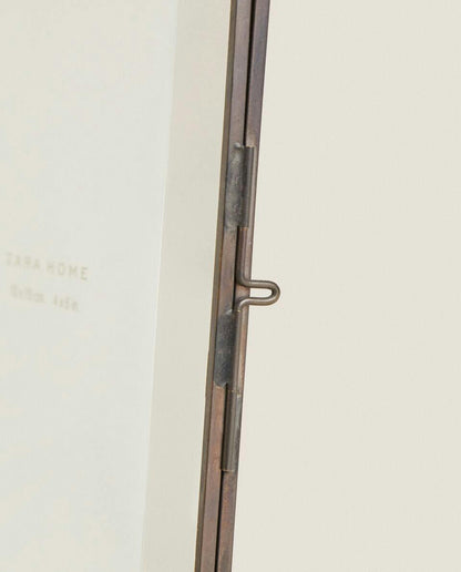 RECTANGULAR FRAME