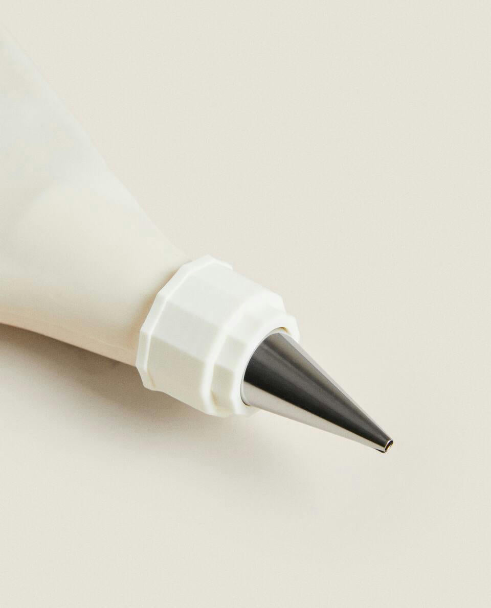 CHRISTMAS RING CAKE BAKING KIT