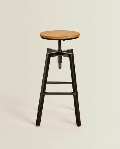 WOODEN AND METAL SWIVEL STOOL