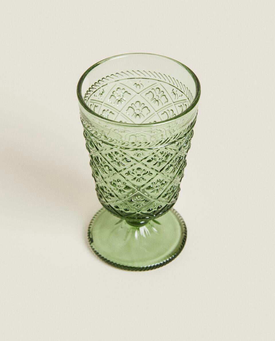 RAISED FLORAL DESIGN GLASS