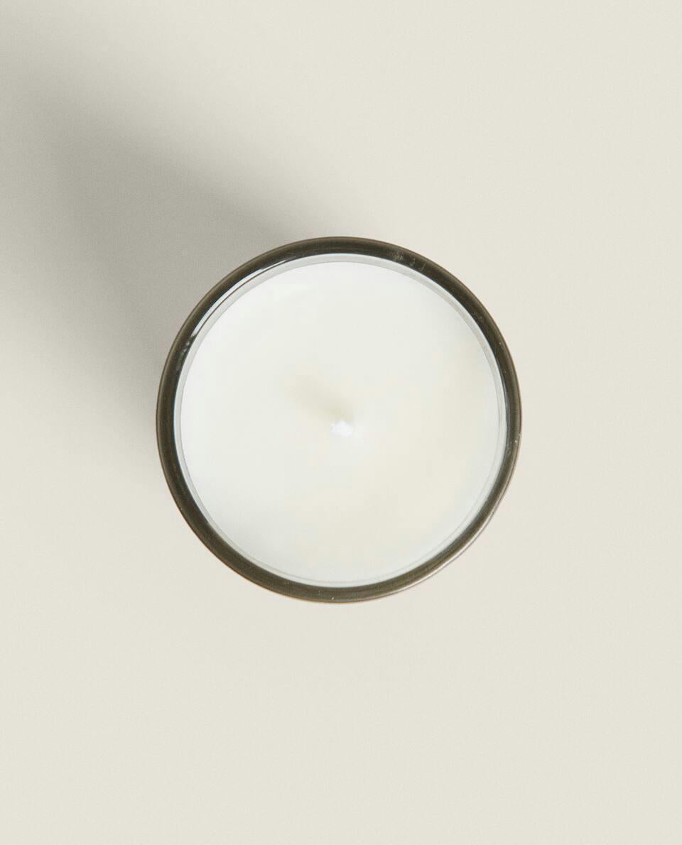 DARK AMBER SCENTED CANDLES