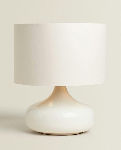 LAMP WITH CERAMIC BASE