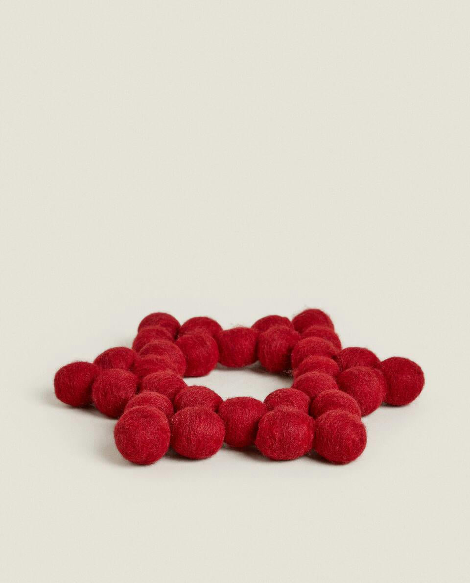 CHRISTMAS STAR-SHAPED WOOL TRIVET