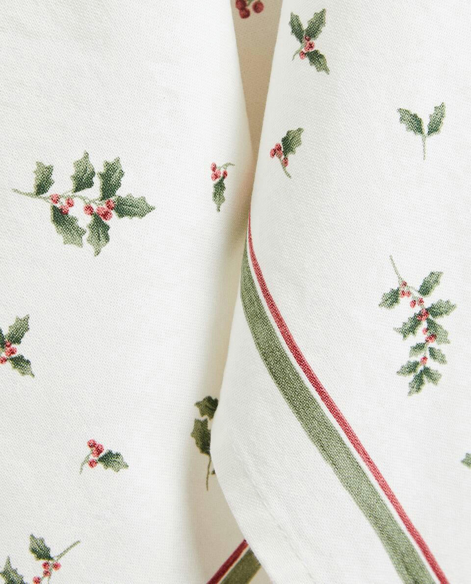 PACK OF COTTON CHRISTMAS HOLLY TEA TOWELS (PACK OF 2)