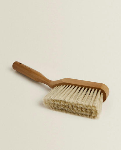 DUSTPAN AND BRUSH SET
