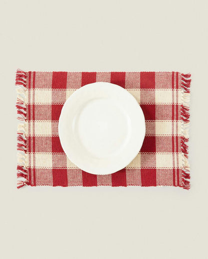 PACK OF CHECK CHRISTMAS PLACEMATS (PACK OF 2)