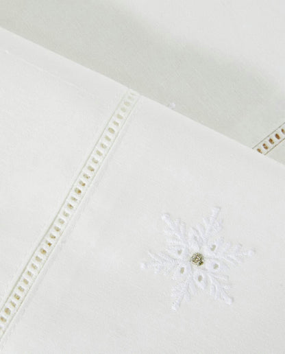EMBROIDERED COTTON CHRISTMAS TABLECLOTH WITH FRILL