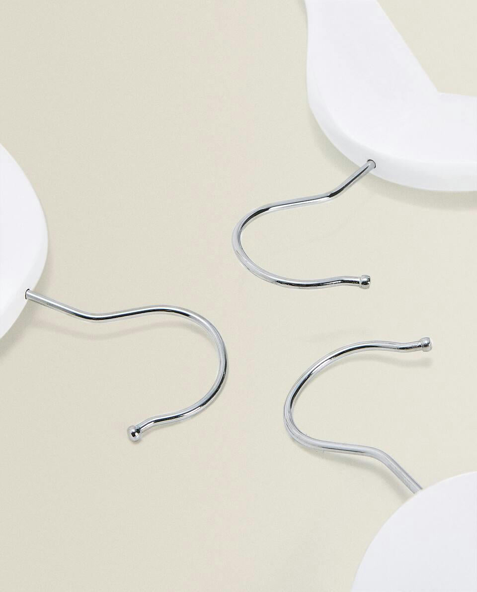 LACQUERED WOODEN HANGER (SET OF 3)