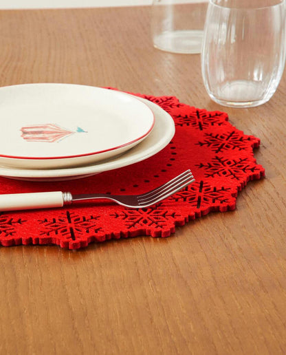 CHRISTMAS SNOWFLAKE FELT PLACEMAT