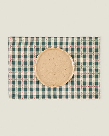 PACK OF CHECK CHRISTMAS PLACEMATS (PACK OF 2)